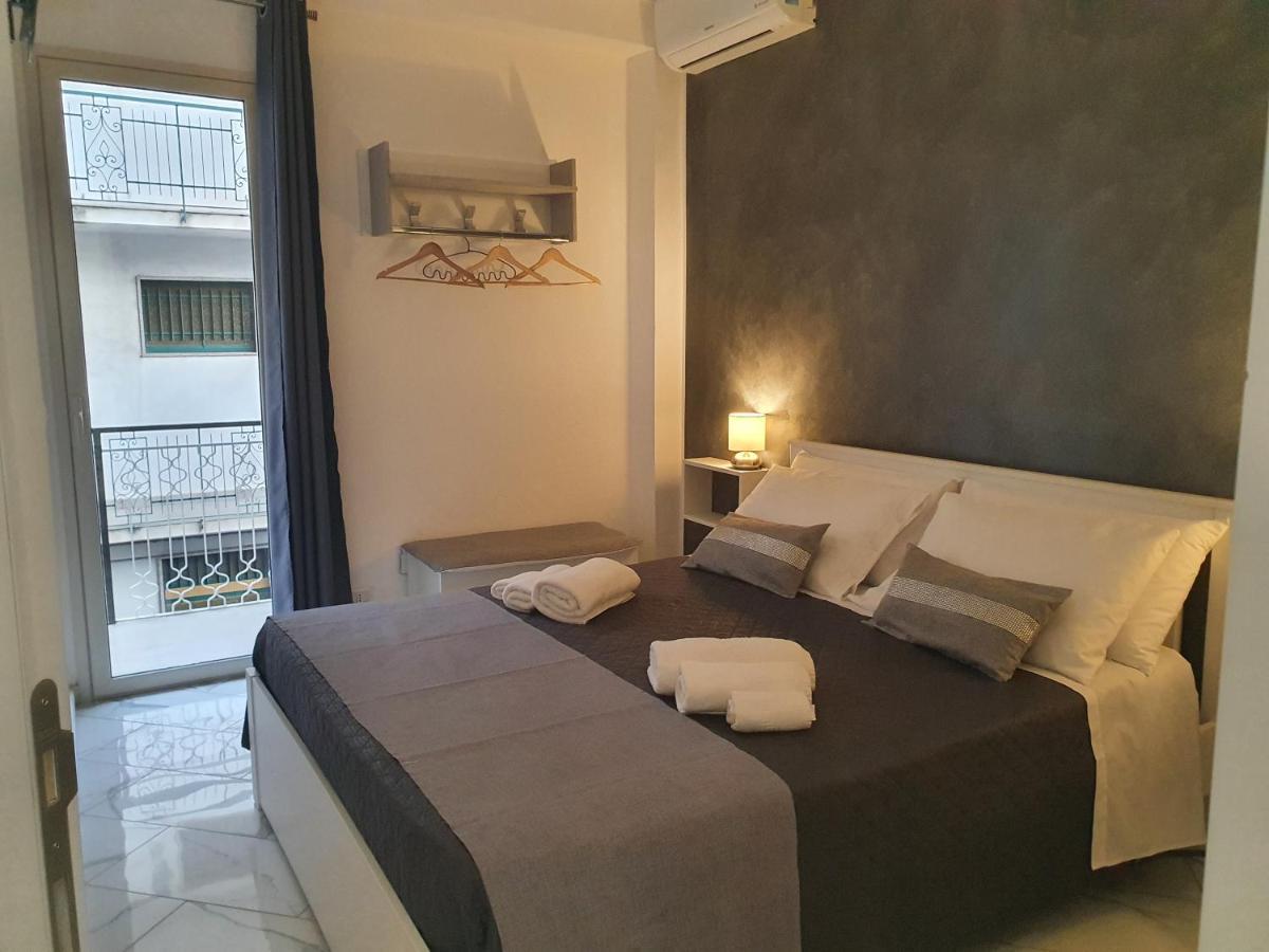 Giori Bed and Breakfast Giardini Naxos Exteriör bild