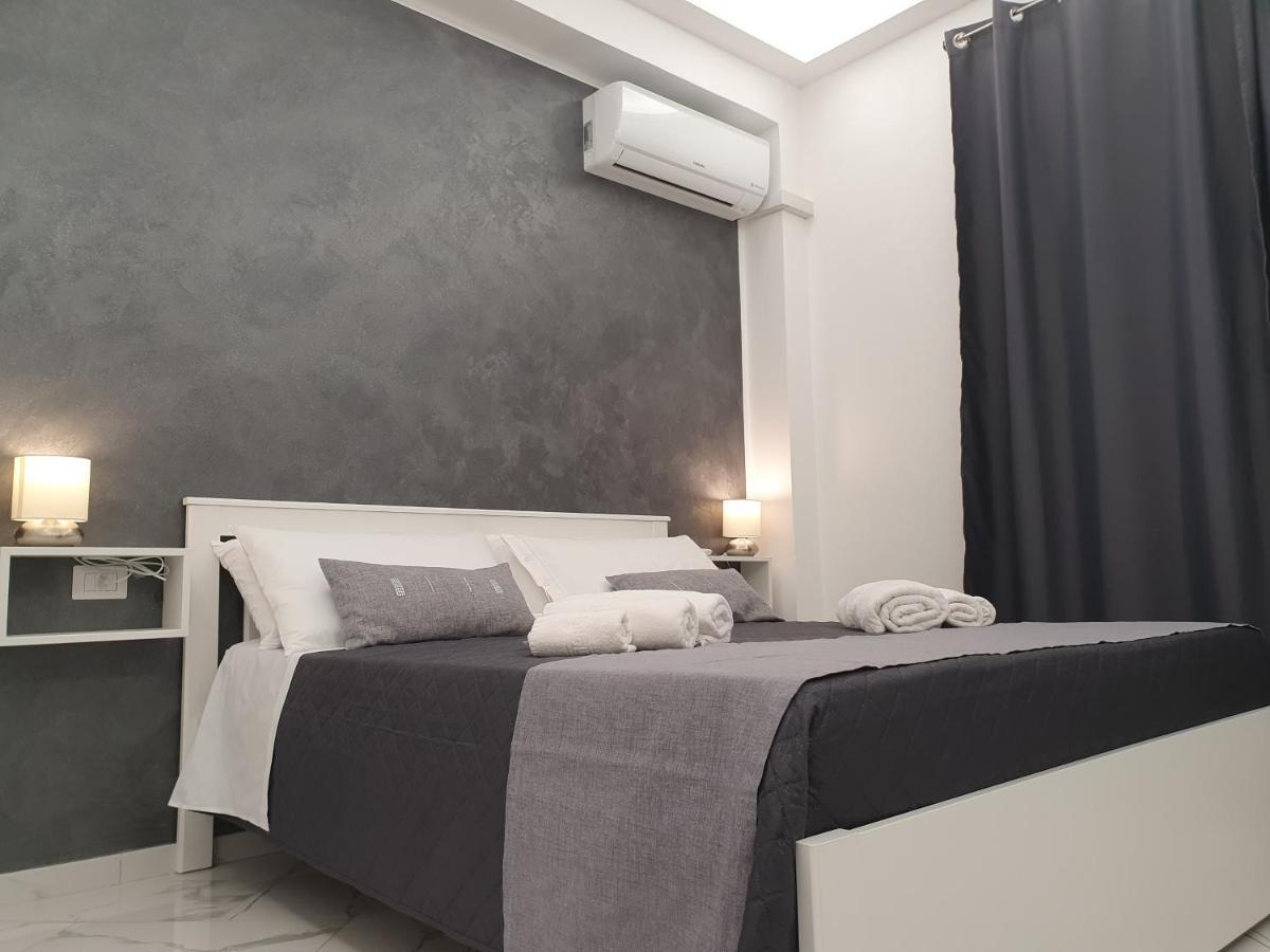 Giori Bed and Breakfast Giardini Naxos Exteriör bild